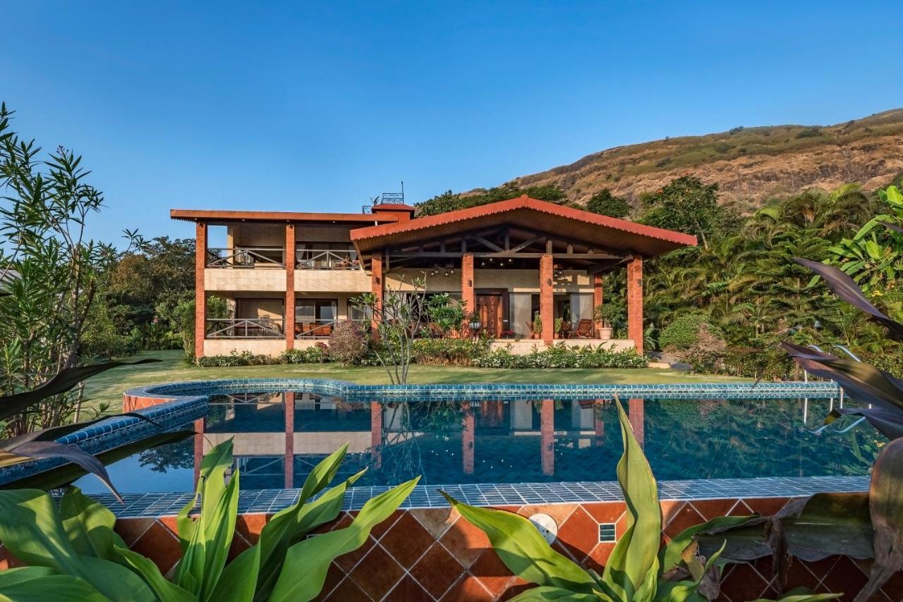 Saffronstays Althea - 4 Brd Veg Only Villa In Pawna With Jacuzzi In Every Room Lonavala Esterno foto