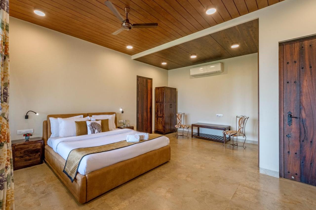 Saffronstays Althea - 4 Brd Veg Only Villa In Pawna With Jacuzzi In Every Room Lonavala Esterno foto